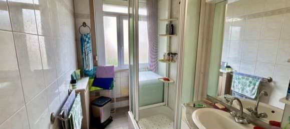 2 bedrooms Apartment in Saint-Aubin-les-Elbeuf, France No. 360265 7