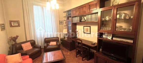 Apartamento de 2 dormitorios en Milan, Italy No. 248573 2