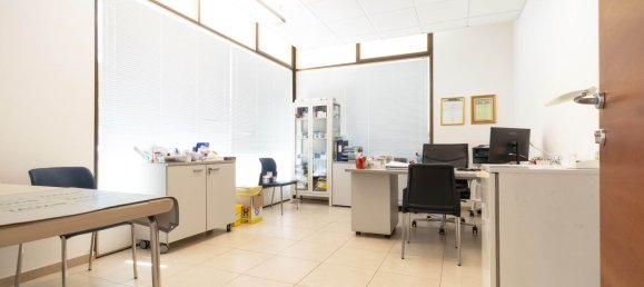 146m² Office in Udine, Italy No. 266529 5