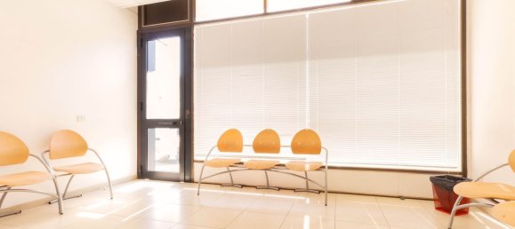 146m² Office in Udine, Italy No. 266529 4