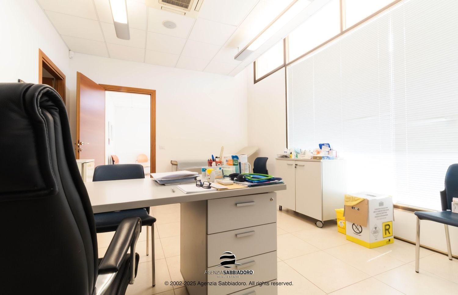 146m² Office in Udine, Italy No. 266529