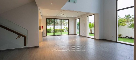 4 bedrooms Townhouse in Yas Island, UAE No. 29913 3