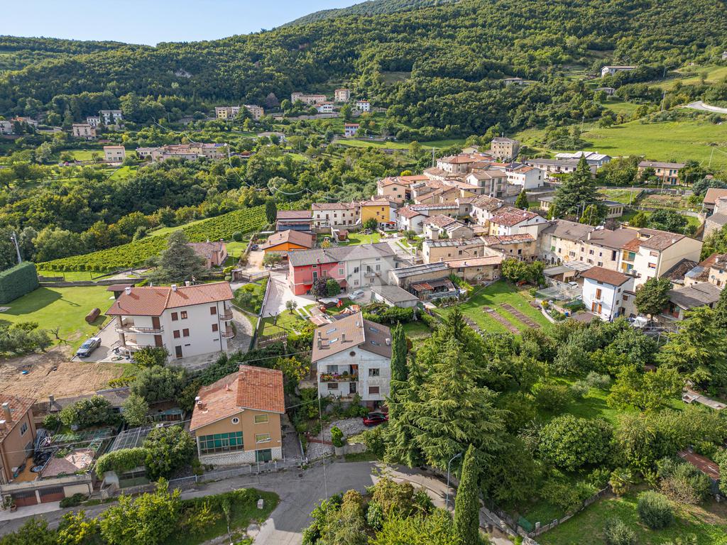 6 chambres Villa à Fumane, Italy No. 377666