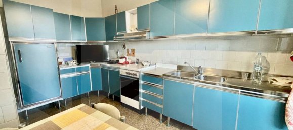 Propiedad comercial de 4 habitaciónes en Matera, Italy No. 26527 9