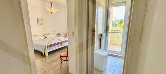 Propiedad comercial de 4 habitaciónes en Matera, Italy No. 26527 11