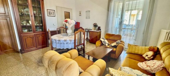 Propiedad comercial de 4 habitaciónes en Matera, Italy No. 26527 6