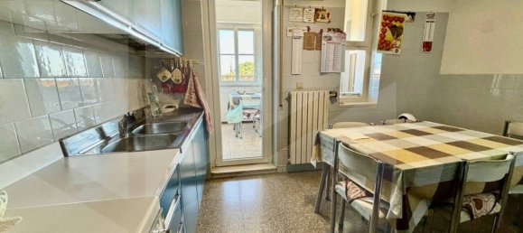 Propiedad comercial de 4 habitaciónes en Matera, Italy No. 26527 8