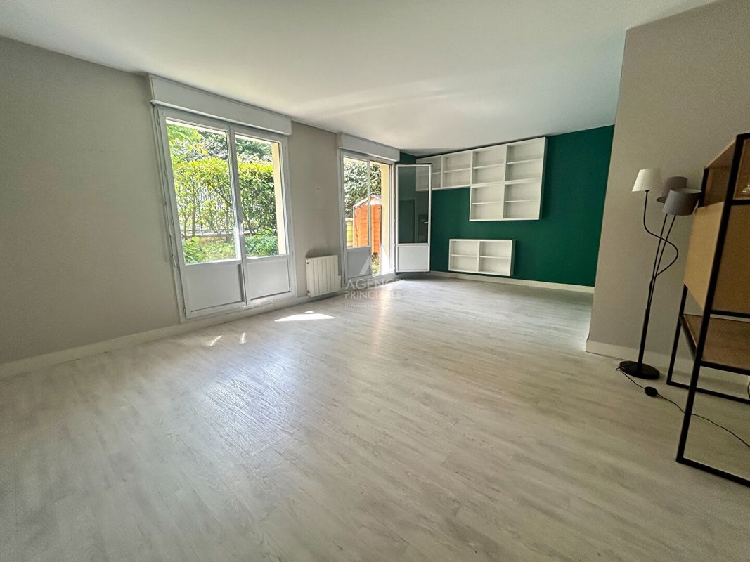 Apartamento T3 em Poissy, France N.º 182196