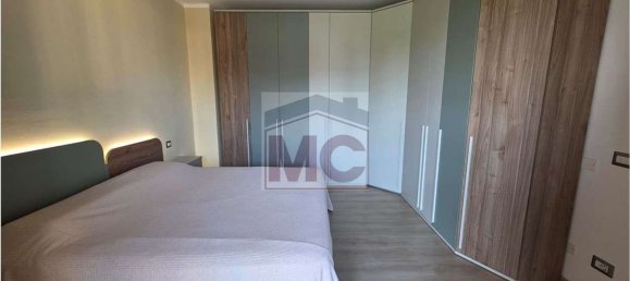 Дом с 6 комнатами в Рубьера, Италия № 265994 23