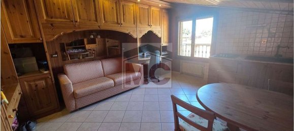 Дом с 6 комнатами в Рубьера, Италия № 265994 40