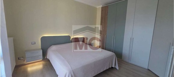 Дом с 6 комнатами в Рубьера, Италия № 265994 24