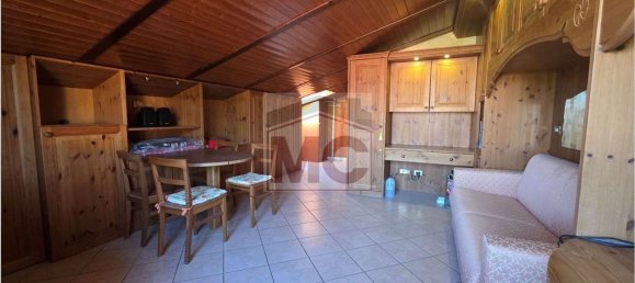 Дом с 6 комнатами в Рубьера, Италия № 265994 38