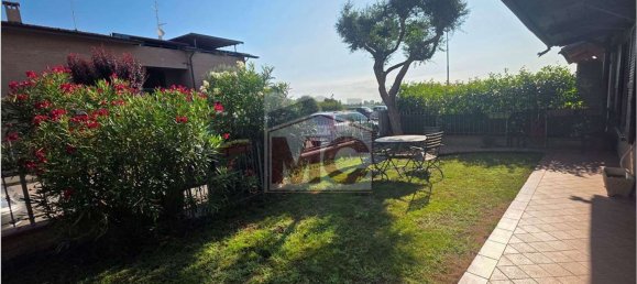 Дом с 6 комнатами в Рубьера, Италия № 265994 9