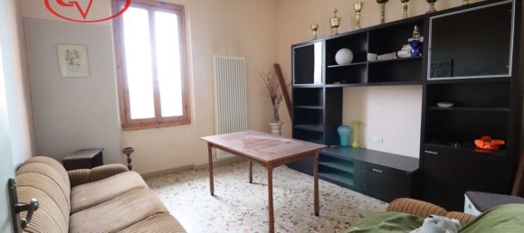 6-salle Appartement à Laterina Pergine Valdarno, Italy No. 136149 4