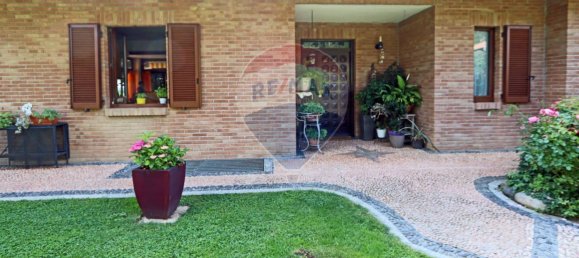 Вилла с 6 спальнями в Суэлло, Италия № 377046 22