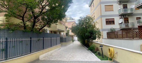 3 rooms Apartment in Rome, Italy No. 184231 78