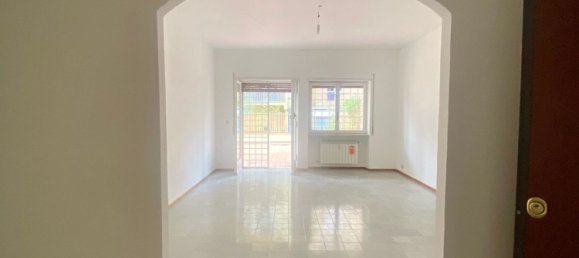 3 rooms Apartment in Rome, Italy No. 184231 25