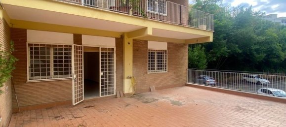 3 rooms Apartment in Rome, Italy No. 184231 33