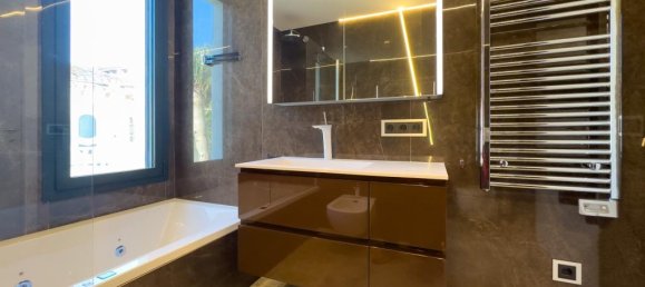 4 bedrooms Villa in Calpe, Spain No. 3643 29