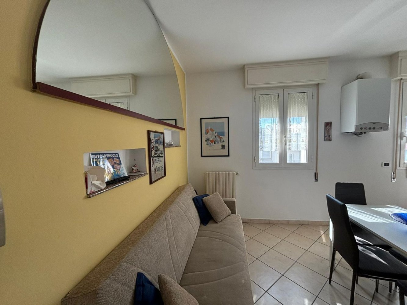 3 Schlafzimmer Wohnung in Comacchio, Italy, Nr. 380746
