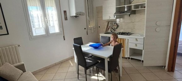 3 Schlafzimmer Wohnung in Comacchio, Italy, Nr. 380746 5