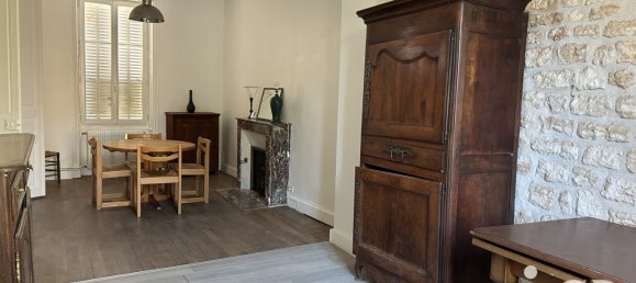 Casa de 8 divisões em Fontenay-le-Comte, France N.º 108701 5