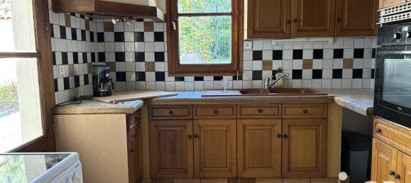 Casa de 8 divisões em Fontenay-le-Comte, France N.º 108701 3