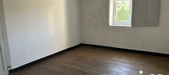 Casa de 8 divisões em Fontenay-le-Comte, France N.º 108701 8