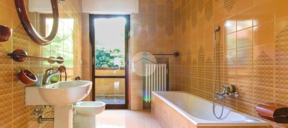 2 bedrooms Apartment in Alba Adriatica, Italy No. 29486 6