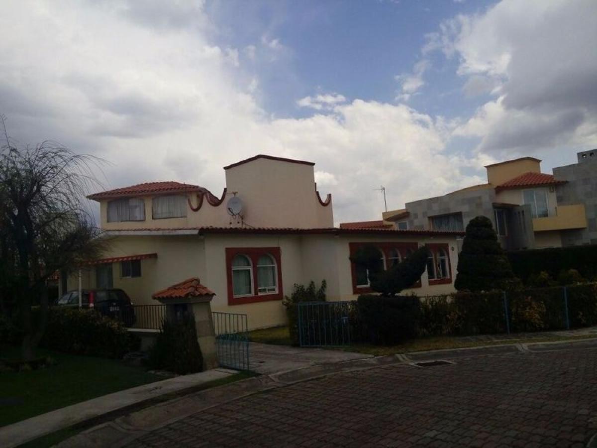 4 bedrooms House in Zinacantepec, Mexico No. 213668