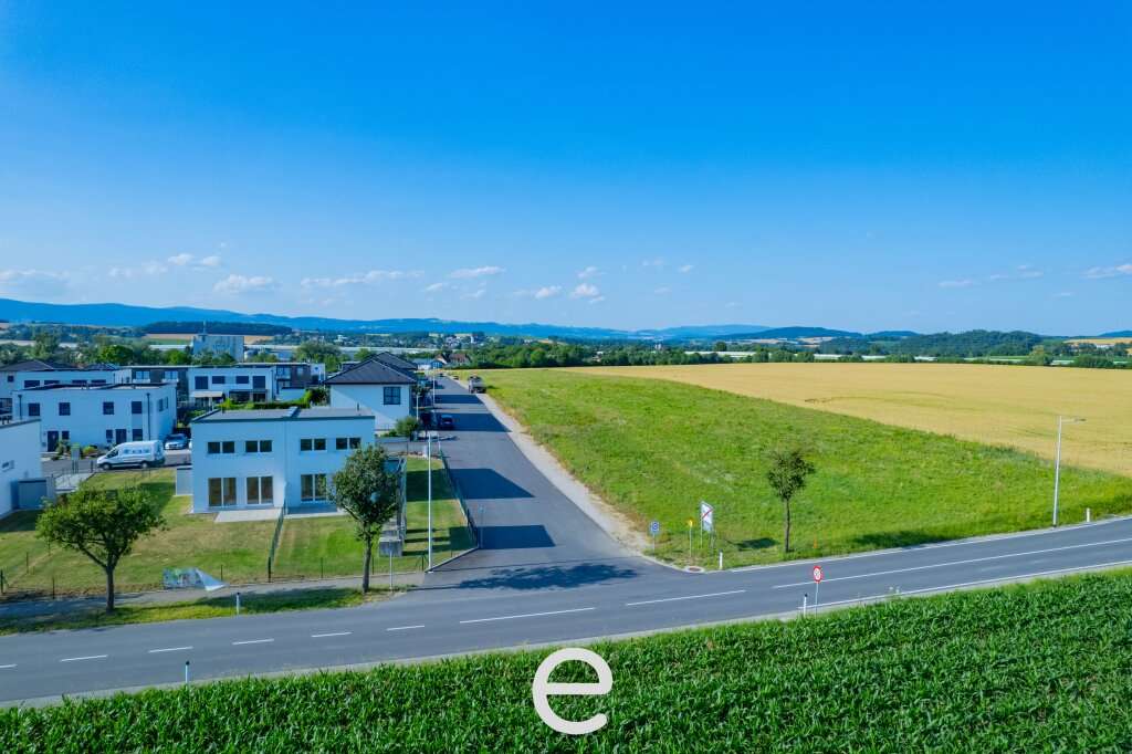 Terrain à Wieselburg, Austria No. 24096