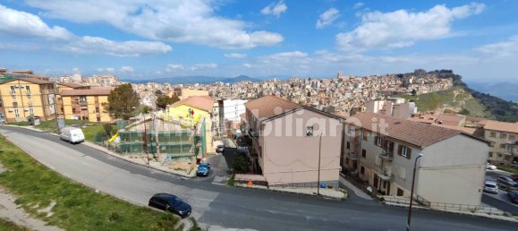 3 bedrooms Apartment in Enna, Italy No. 351581 10