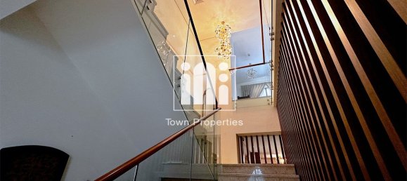 5 bedrooms Villa in Yas Island, UAE No. 14294 14