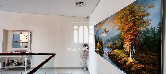 5 bedrooms Villa in Yas Island, UAE No. 14294 6