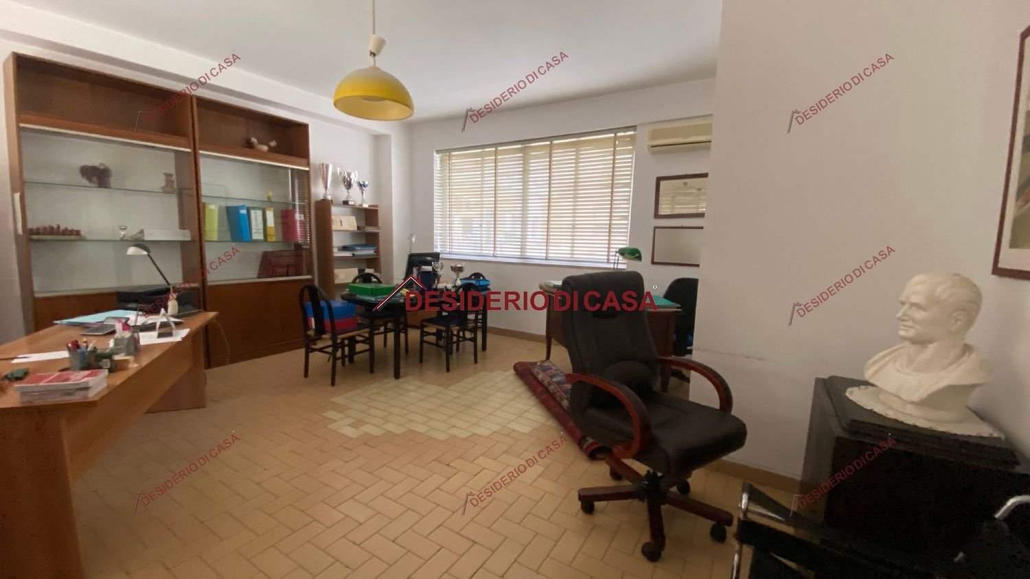 Apartamento de 4 divisões em Palermo, Italy N.º 71837