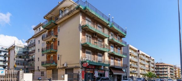 Квартира с 7 комнатами в Катания, Италия № 173054 47