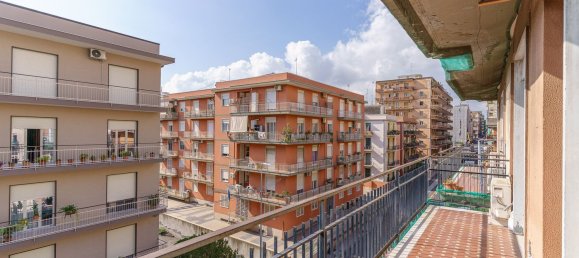 Квартира с 7 комнатами в Катания, Италия № 173054 37