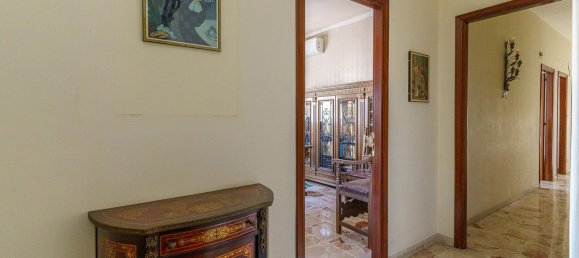 Квартира с 7 комнатами в Катания, Италия № 173054 50