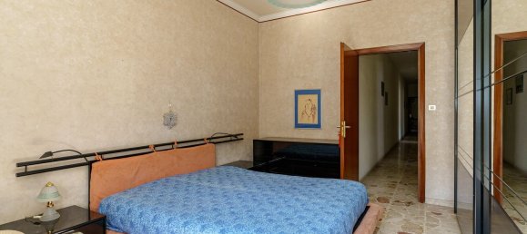 Квартира с 7 комнатами в Катания, Италия № 173054 31