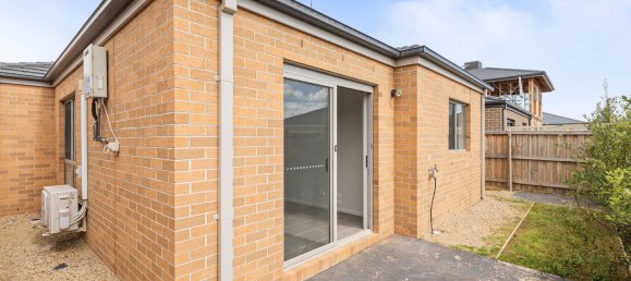 Дом с 3 спальнями в Manor Lakes, Австралия № 144 10