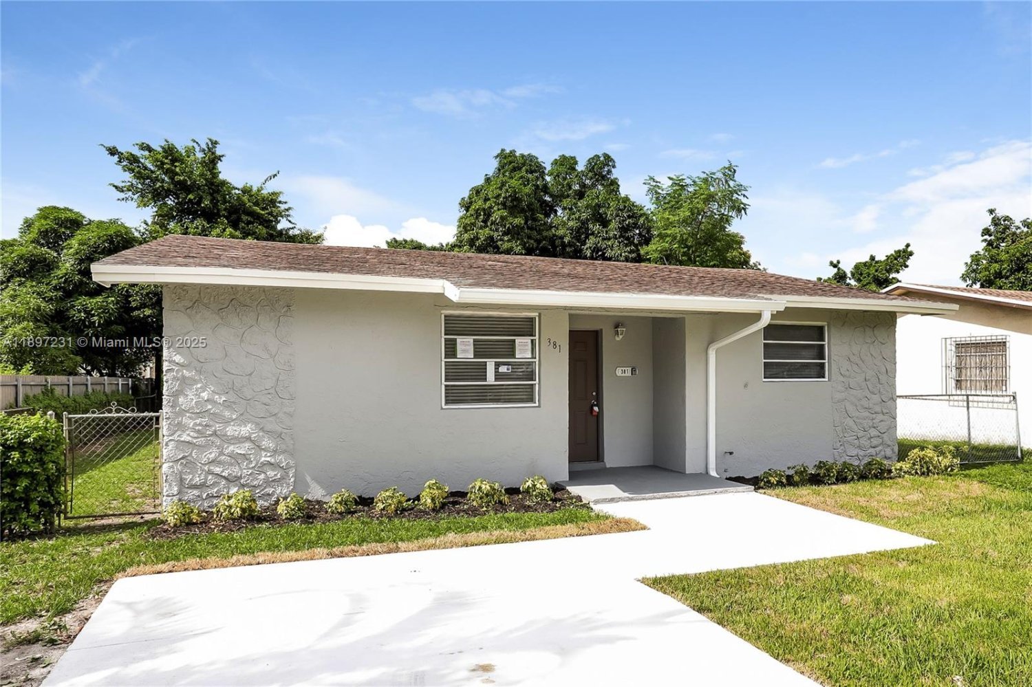 3 bedrooms Villa for rent in Miami, Miami-Dade, Florida, USA № 615906