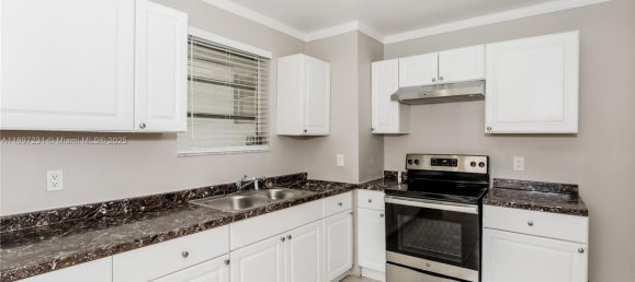 3 bedrooms Villa for rent in Miami, Miami-Dade, Florida, USA № 615906 12