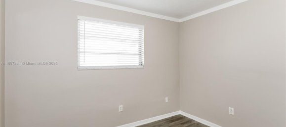 3 bedrooms Villa for rent in Miami, Miami-Dade, Florida, USA № 615906 5