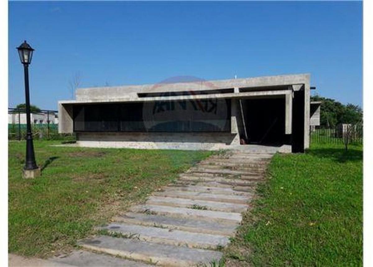 Casa T2 em Escobar, Argentina N.º 7976