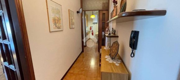 2 bedrooms Apartment in Villa Cortese, Italy No. 341850 20