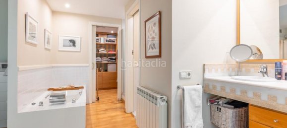 5 Schlafzimmer Doppelhaus in Sant Cugat Del Valles, Spain, Nr. 161069 38