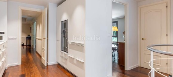 5 Schlafzimmer Doppelhaus in Sant Cugat Del Valles, Spain, Nr. 161069 23