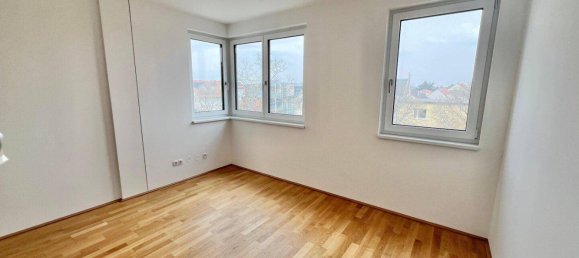 Квартира с 3 комнатами в Лизинг, Австрия № 213126 7