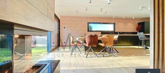 4 bedrooms Castles in Vitry-sur-Orne, France No. 337679 5