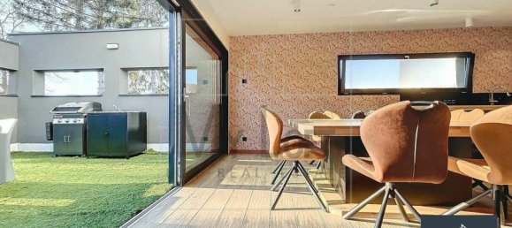 4 bedrooms Castles in Vitry-sur-Orne, France No. 337679 3